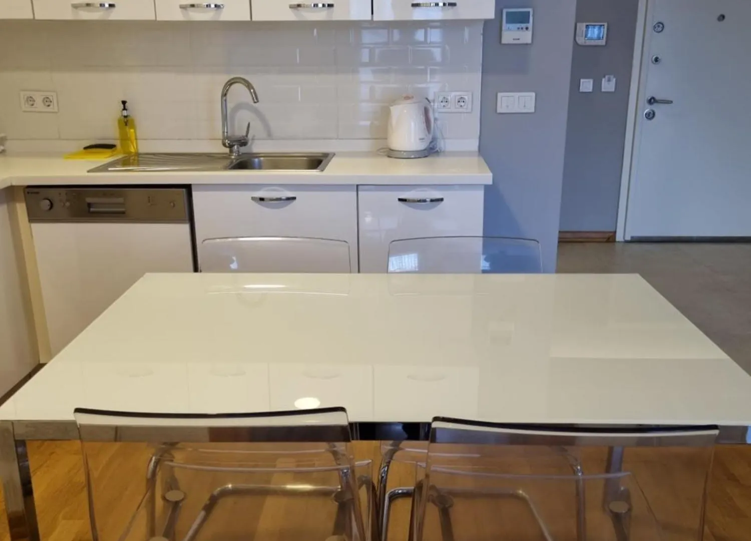 Taksim Apartment With Pool Istanbul Tyrkiet