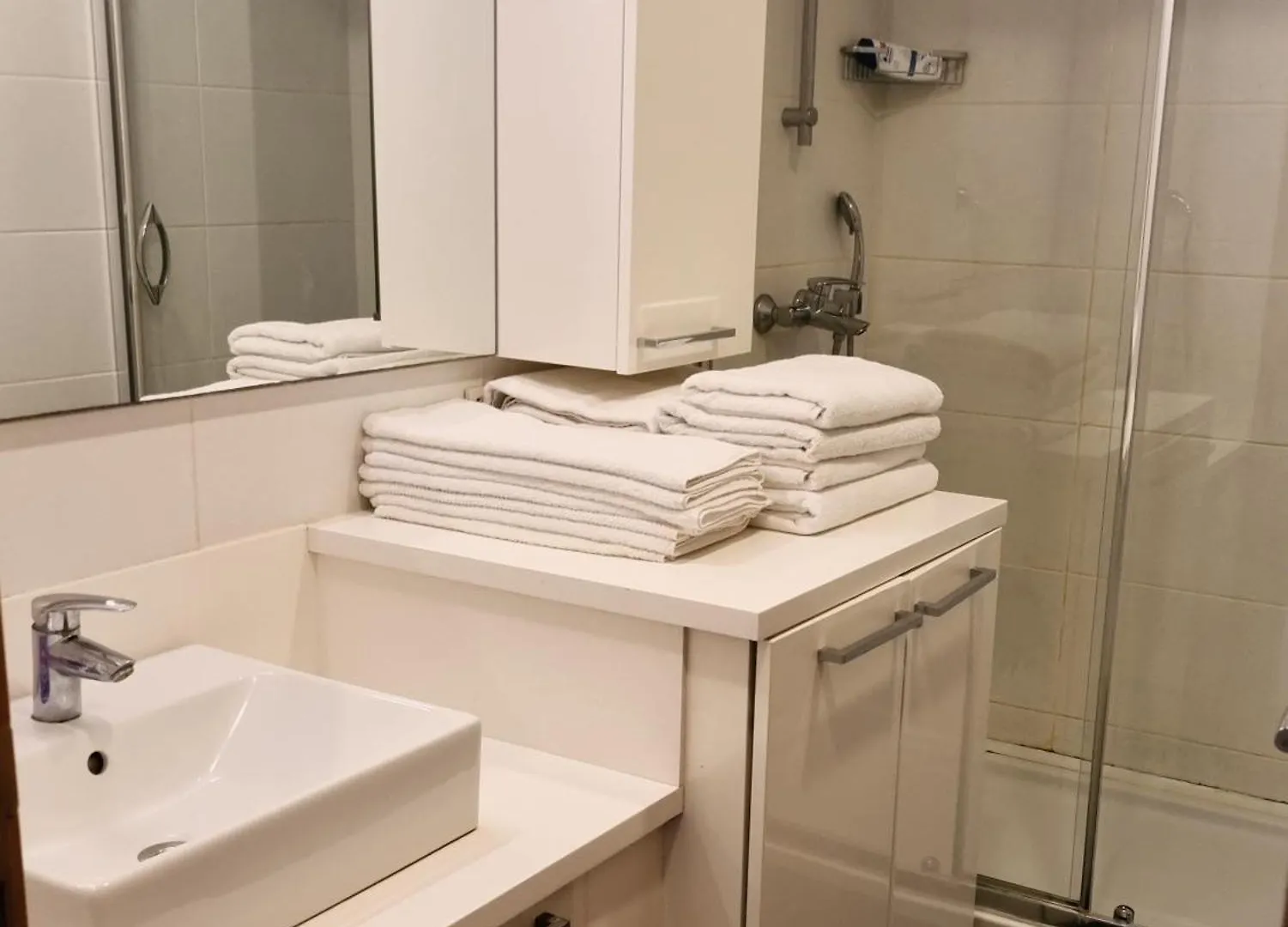 Taksim Apartment With Pool Istanbul Turkey
